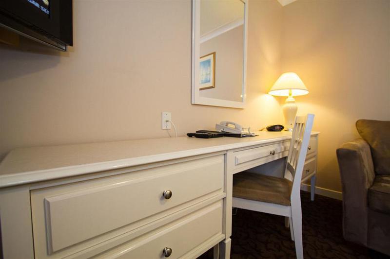 Glenwood Inn & Suites Trail Bagian luar foto